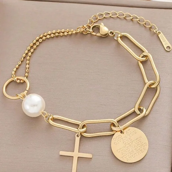 New cross pendant charm bracelet - Picture 3 of 6